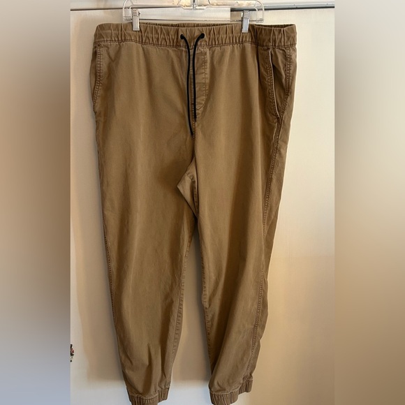 Old Navy Modern Jogger Mens size XXL Tall Built in Flex Stretch Tan Khaki - Picture 1 of 13